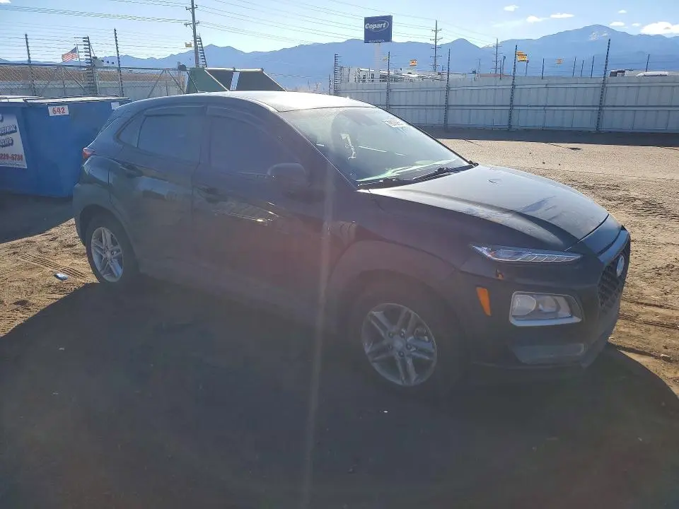2021 HYUNDAI KONA SE  