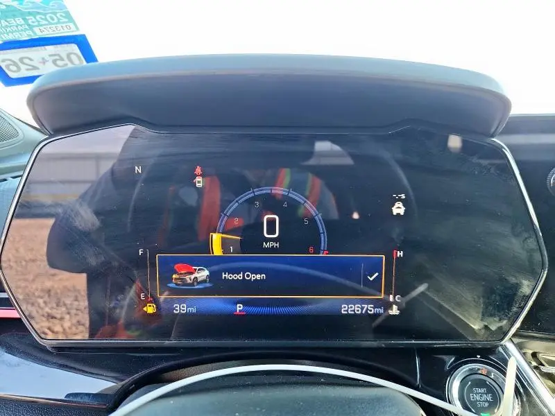 2025 CHEVROLET TRAX 2RS  