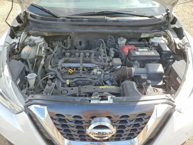 2019 NISSAN KICKS S  