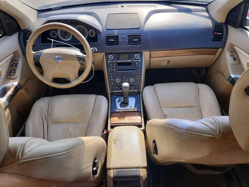 2011 VOLVO XC90 3.2  