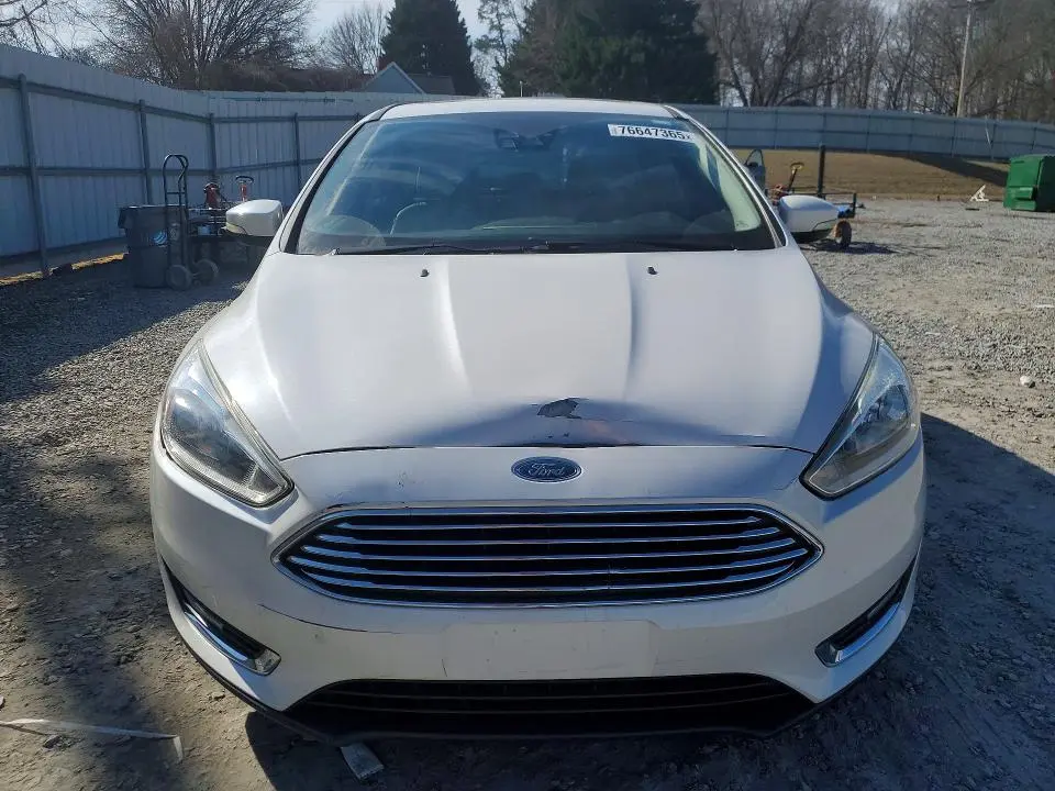 2016 FORD FOCUS TITANIUM  
