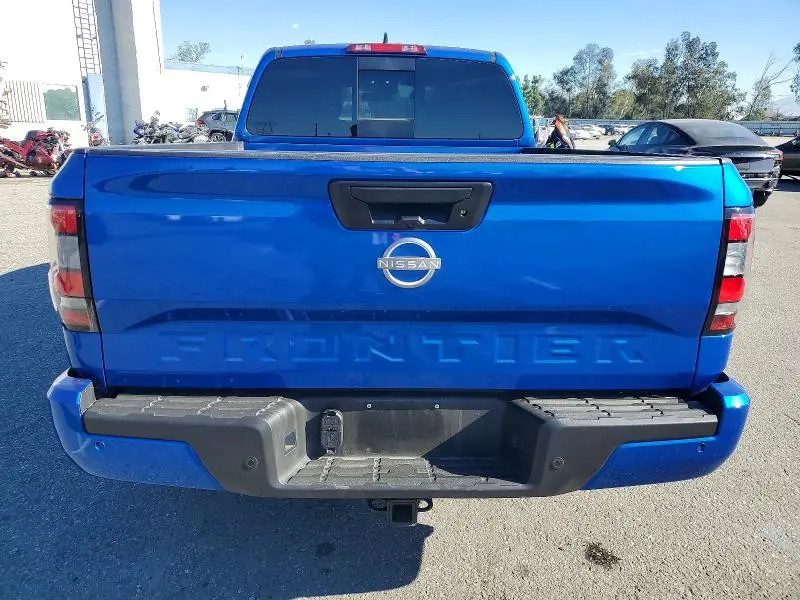 2025 NISSAN FRONTIER SV  