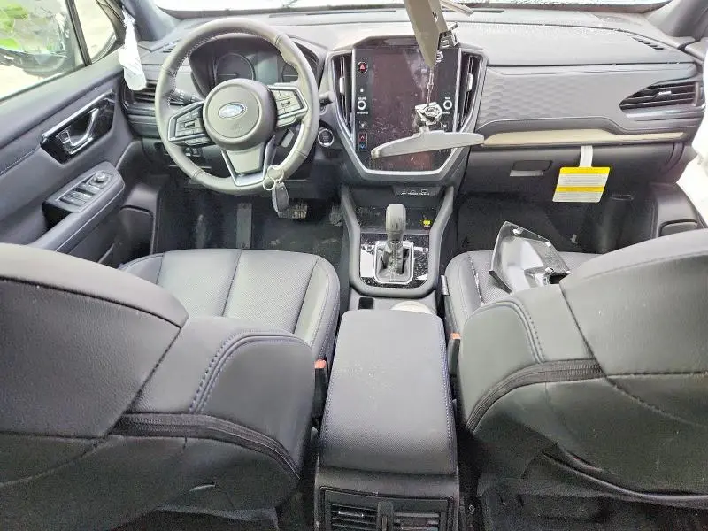 2025 SUBARU FORESTER LIMITED  