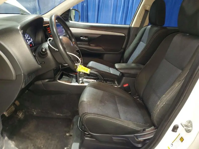 2018 MITSUBISHI OUTLANDER SE  