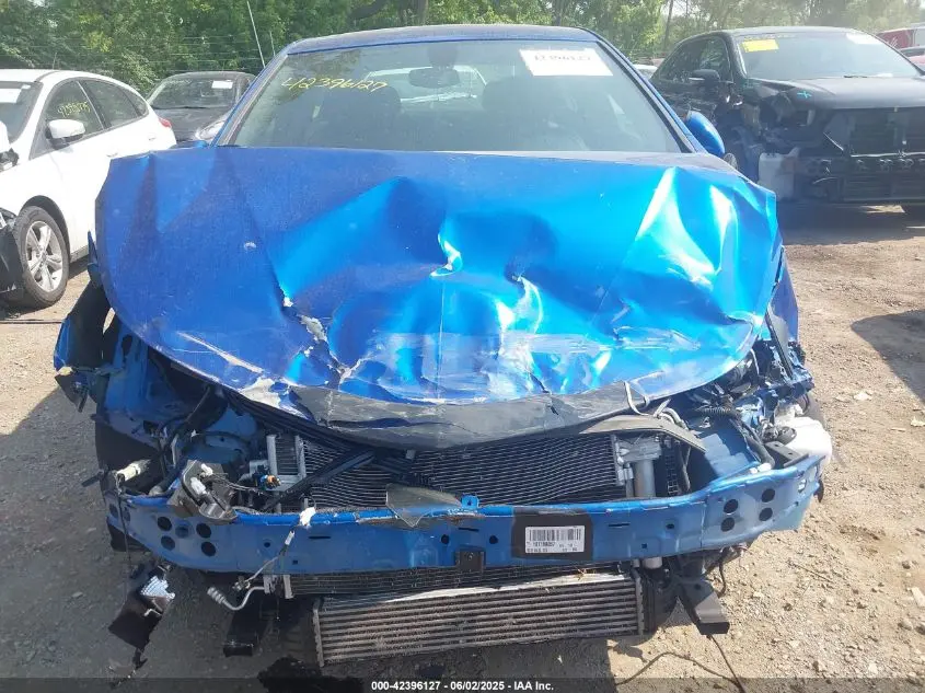 2018 CHEVROLET CRUZE LT AUTO