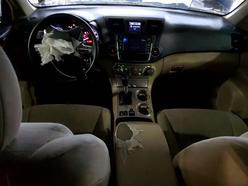 2013 TOYOTA HIGHLANDER PLUS  