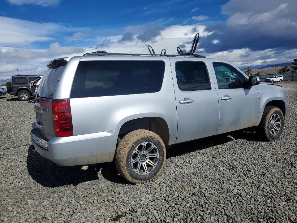 2012 CHEVROLET SUBURBAN K1500 LT  
