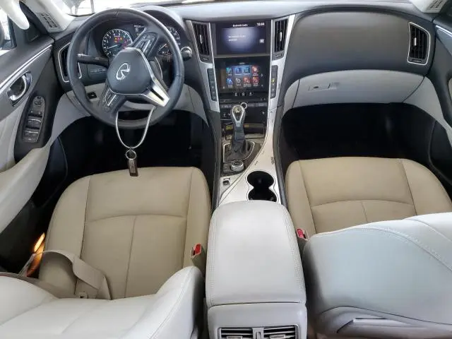2021 INFINITI Q50 LUXE  
