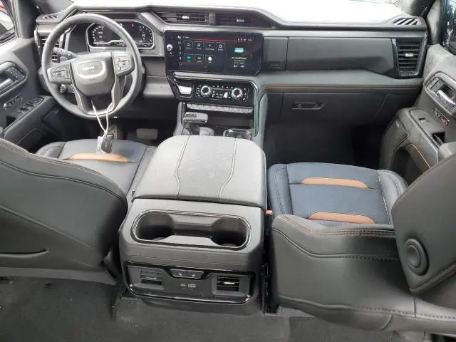 2024 GMC SIERRA K1500 AT4  