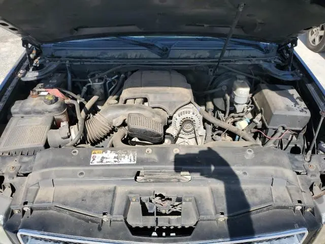 2011 CHEVROLET SUBURBAN C1500 LS  
