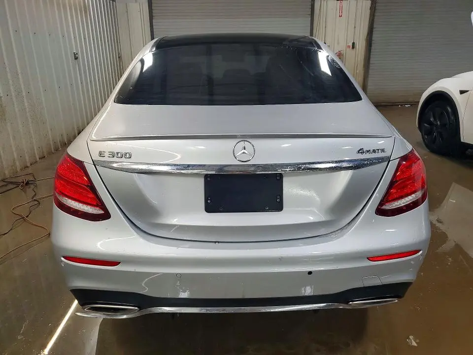 2018 MERCEDES-BENZ E 300  