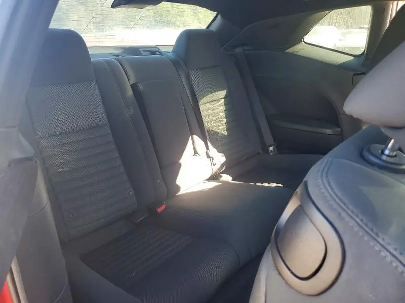 2012 DODGE CHALLENGER SXT  