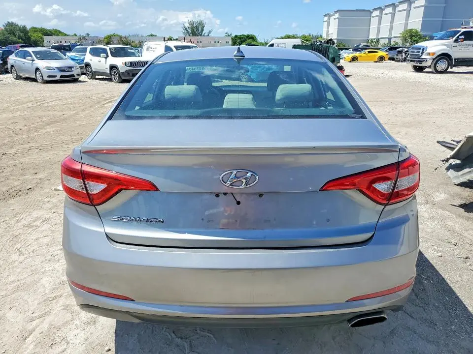 2015 HYUNDAI SONATA SE  