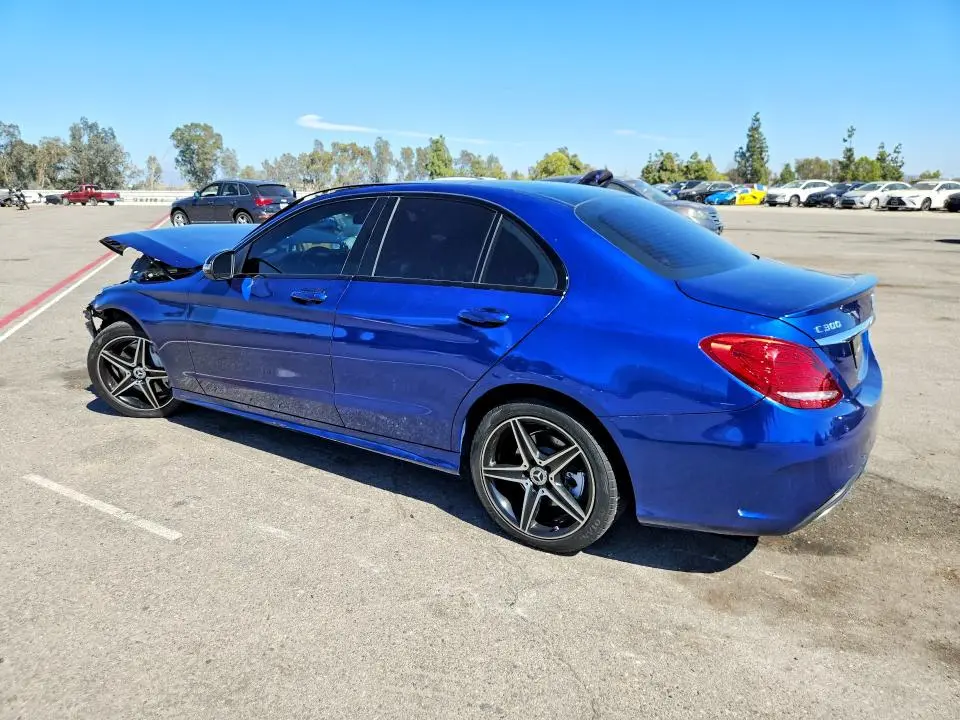 2018 MERCEDES-BENZ C 300  