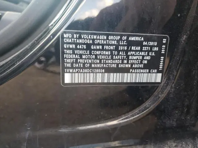 2013 VOLKSWAGEN PASSAT S  