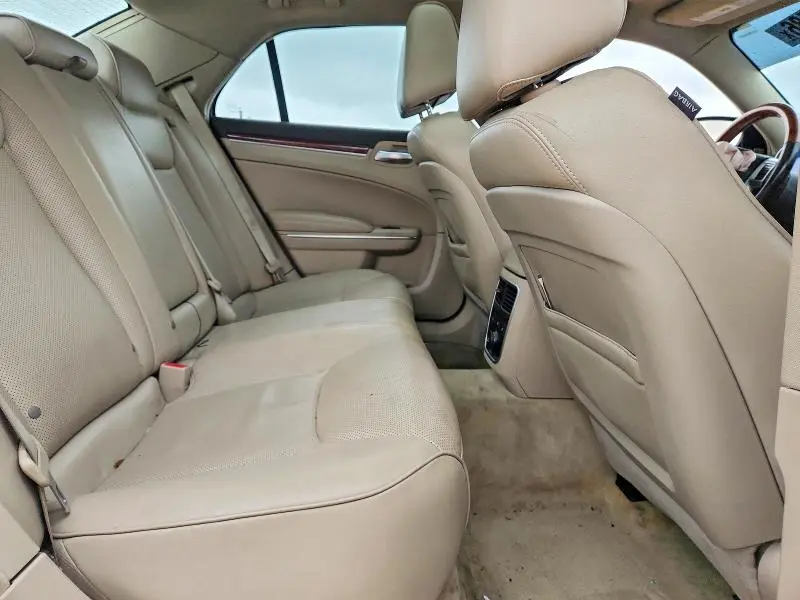 2011 CHRYSLER 300C   