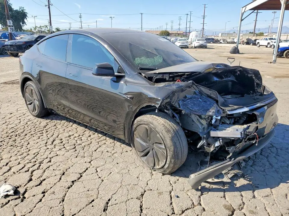 2026 TESLA MODEL Y   