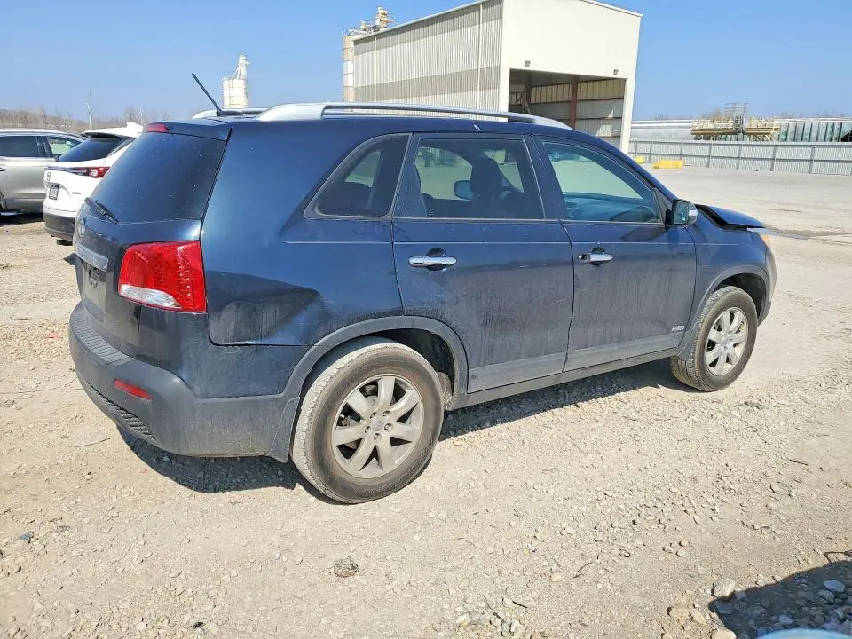 2012 KIA SORENTO LX  