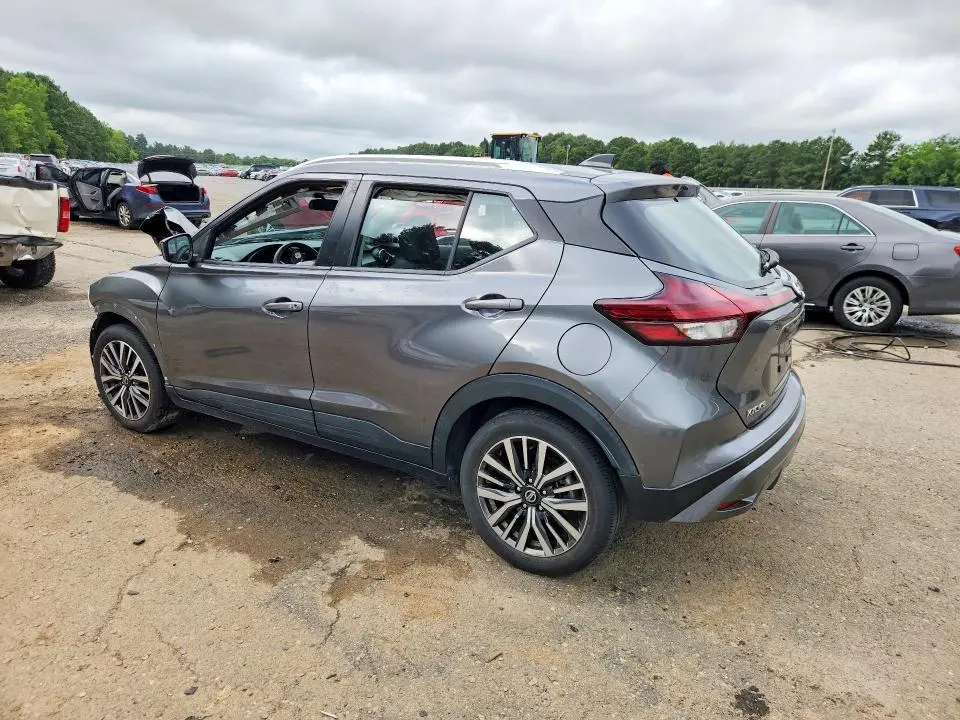 2021 NISSAN KICKS SV  