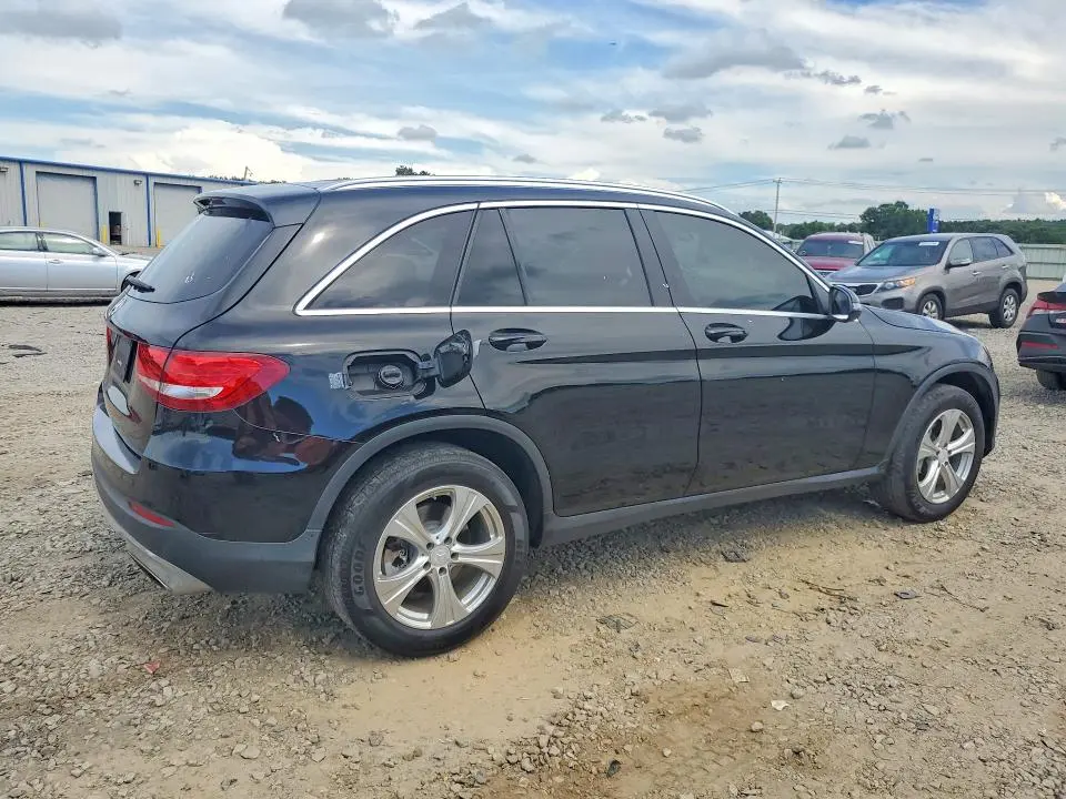 2016 MERCEDES-BENZ GLC 300  
