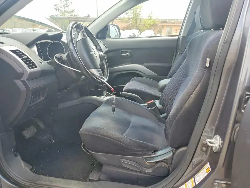 2012 MITSUBISHI OUTLANDER ES  