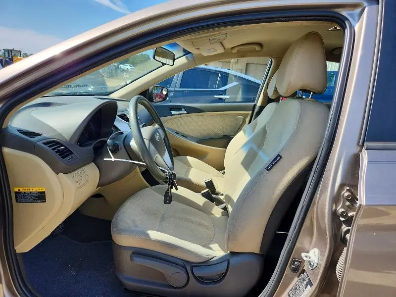 2013 HYUNDAI ACCENT GLS  