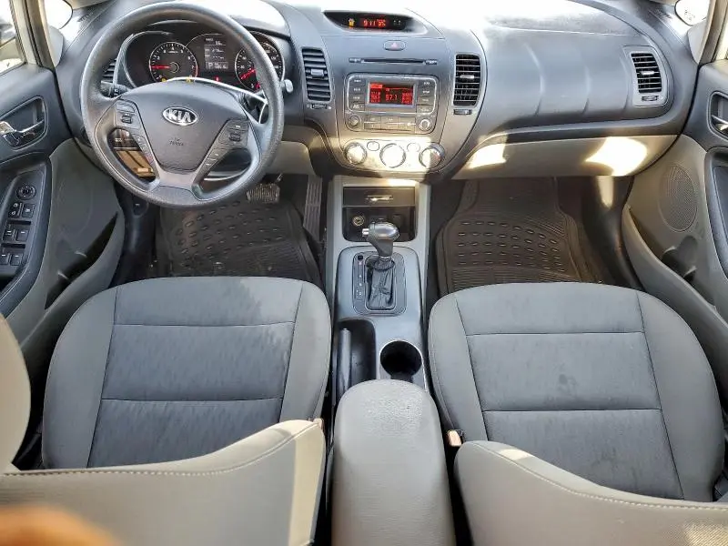 2015 KIA FORTE LX  