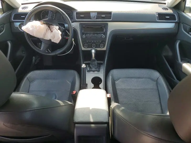 2015 VOLKSWAGEN PASSAT S  