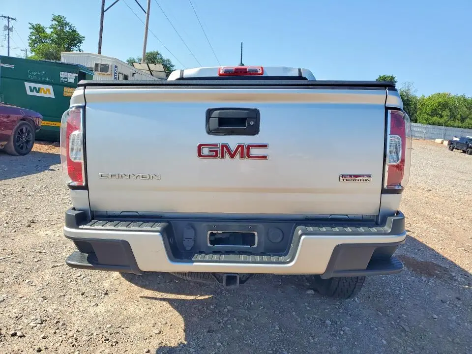 2015 GMC CANYON SLE  