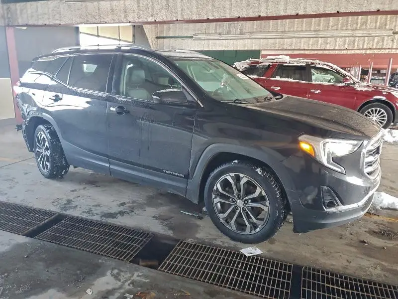 2018 GMC TERRAIN SLT  