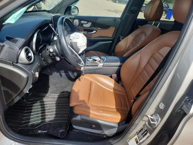 2019 MERCEDES-BENZ GLC 300  
