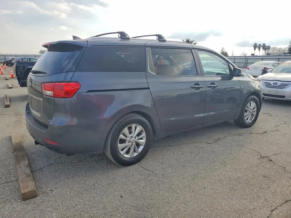 2016 KIA SEDONA LX  