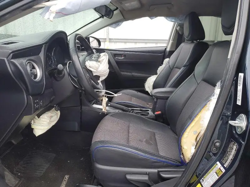 2018 TOYOTA COROLLA SE  