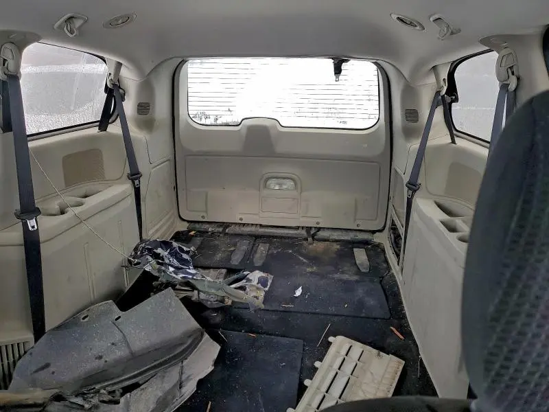 2016 DODGE GRAND CARAVAN SE  