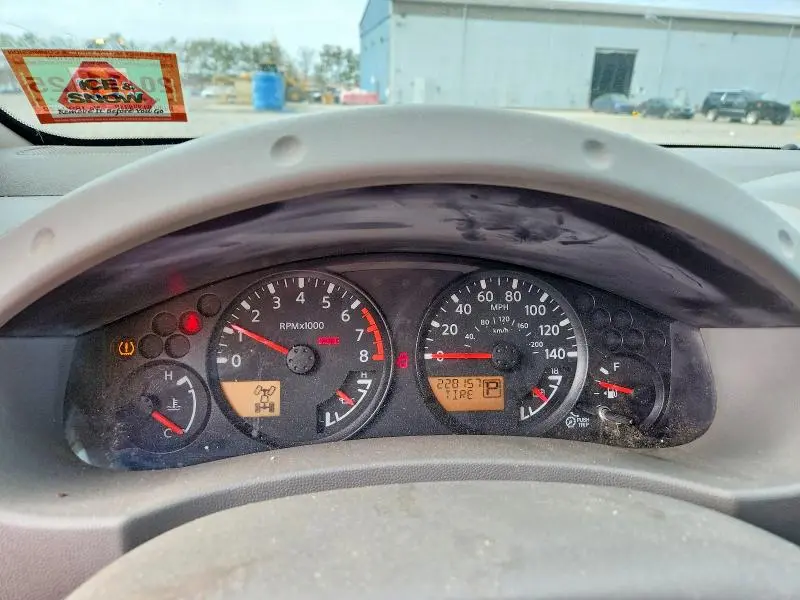 2015 NISSAN FRONTIER SV  