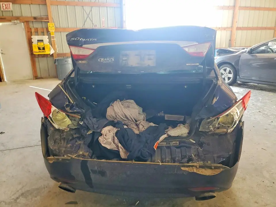 2011 HYUNDAI SONATA SE  