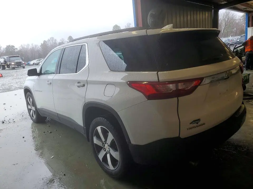 2021 CHEVROLET TRAVERSE LT  