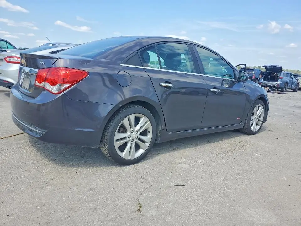 2015 CHEVROLET CRUZE LTZ  