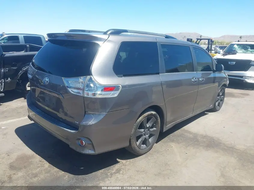 2014 TOYOTA SIENNA SE 8 PASSENGER