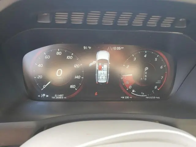 2016 VOLVO XC90 T6