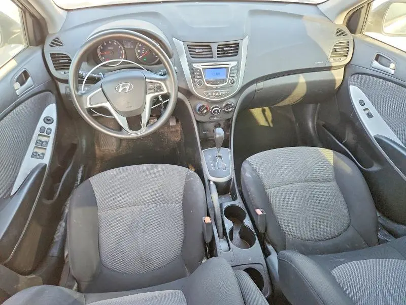 2013 HYUNDAI ACCENT GS  