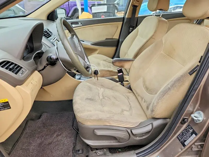 2013 HYUNDAI ACCENT   
