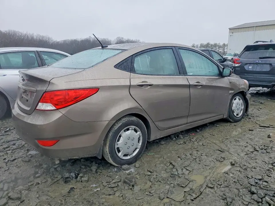 2013 HYUNDAI ACCENT GLS  