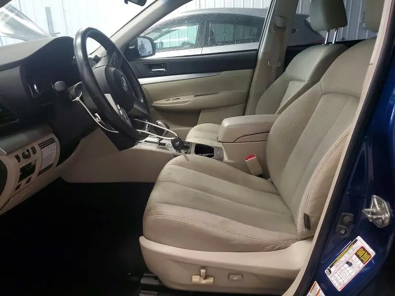2010 SUBARU OUTBACK 2.5I PREMIUM  