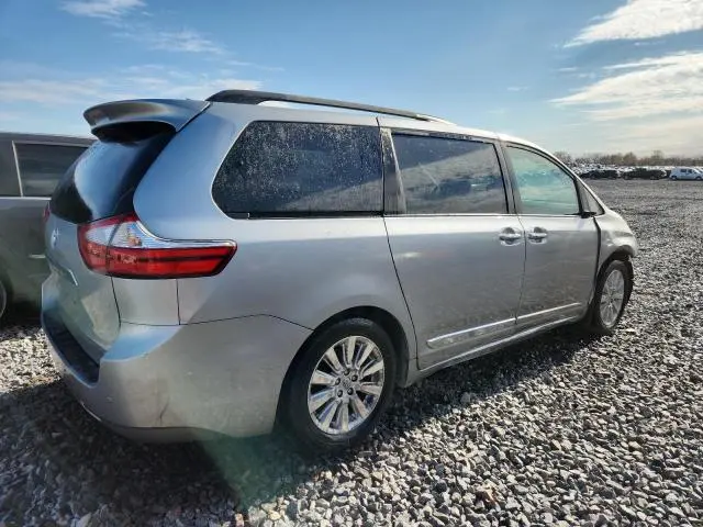 2015 TOYOTA SIENNA XLE  