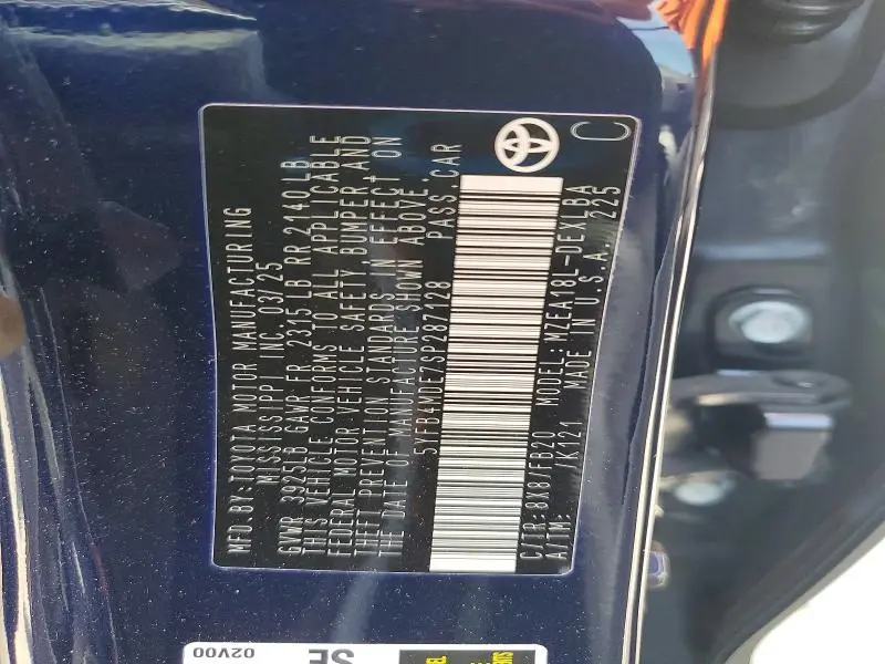 2025 TOYOTA COROLLA LE  