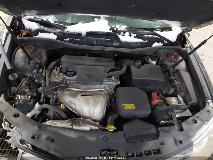 2012 TOYOTA CAMRY LE