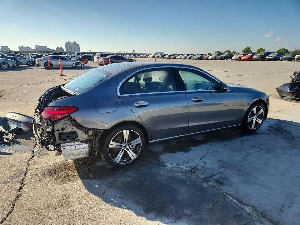 2024 MERCEDES-BENZ C 300  