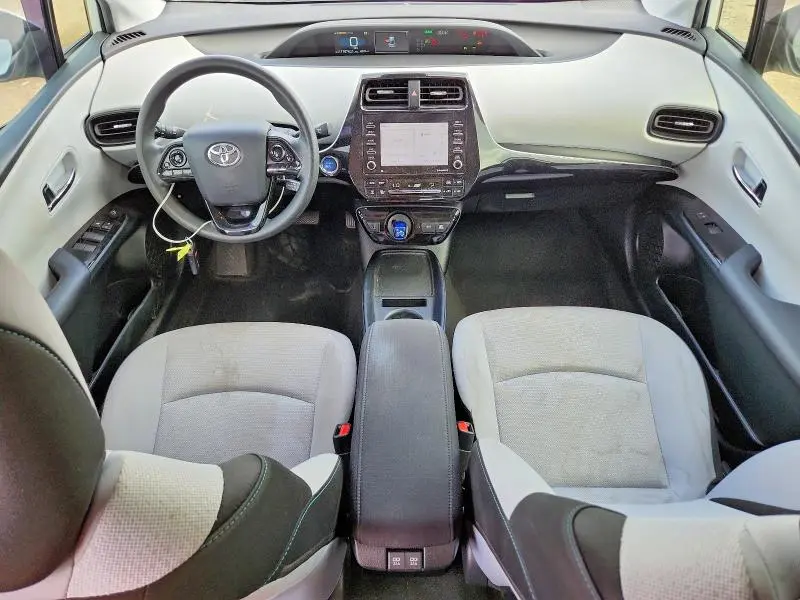 2021 TOYOTA PRIUS LE AWD-E  
