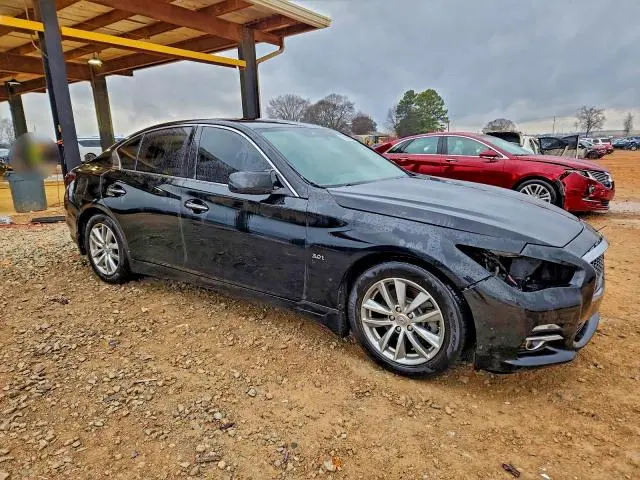 2018 INFINITI Q50 LUXE  